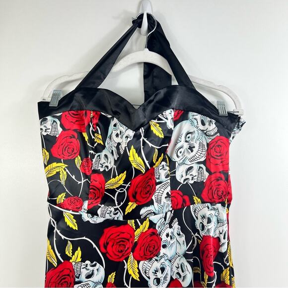 Dress Tells New Skull Roses Print Halter Tie Neck Fit & Flare Mini Dress Large - Picture 2 of 12